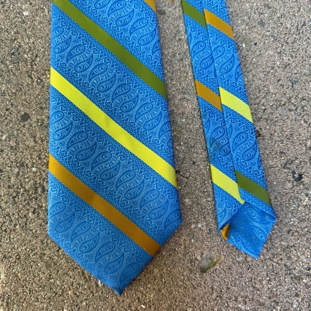 WEMBLEY Mens Blue Yellow Paisley Tie - Picture 1 of 4